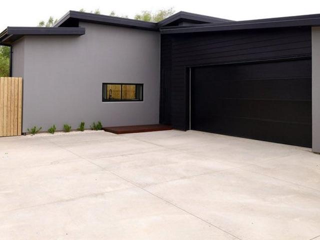 House for rent in Kelvin Grove, Palmerston North