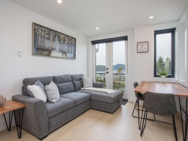House for rent in Lions Bay, British Columbia