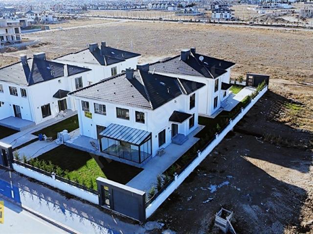 Selçuklu, Konya içerisinde satılık Villa