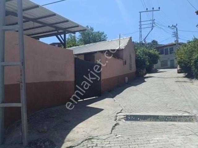 Bağyurdu 29 Ekim Mahallesi, Kemalpaşa içerisinde satılık Villa