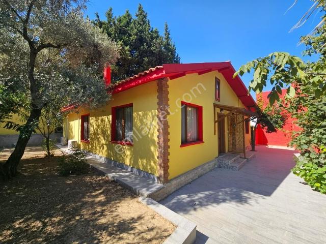 Kemalpaşa, Nazarköy Mahallesi içerisinde kiralık Villa