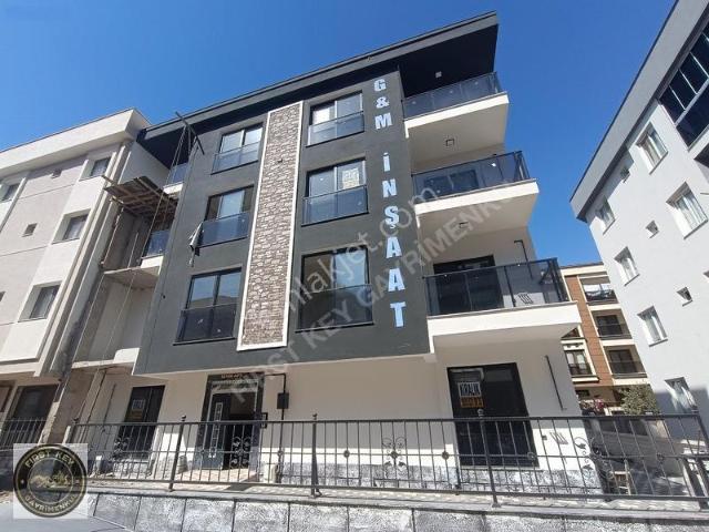 Cumhuriyet Mahallesi, Kemalpaşa içerisinde kiralık mülk