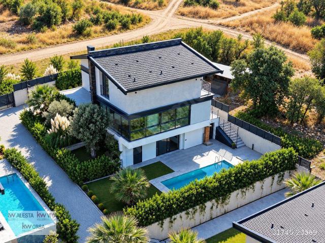 Çiniliköy Mahallesi, Kemalpaşa içerisinde satılık Villa