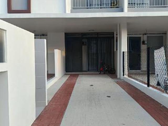 Townhouse for rent in Bandar Baru Salak Tinggi, Sepang