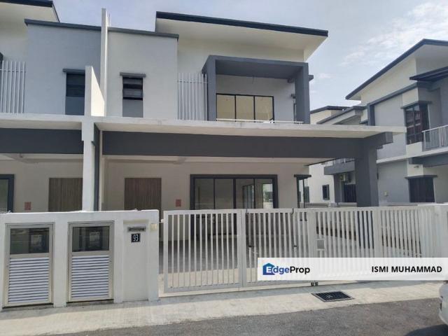 House for sale in Sendayan Village, Negeri Sembilan
