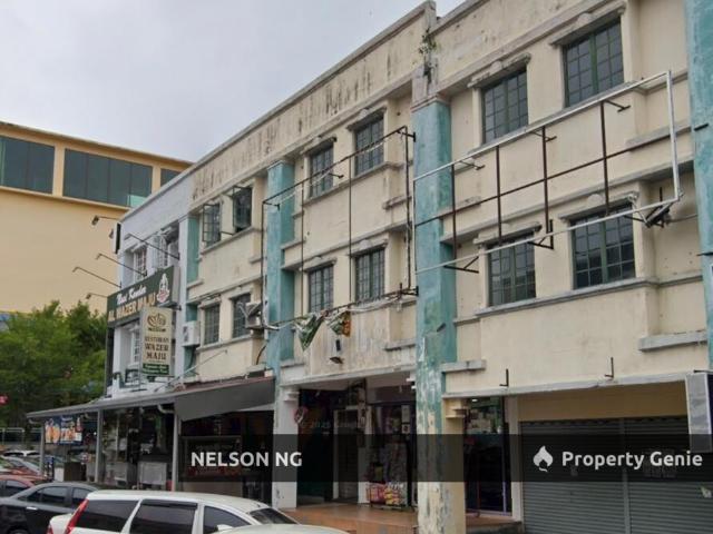 Shop for rent in Taman Bukit Labu, Seremban