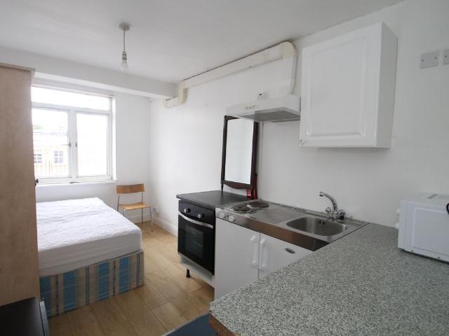 Studio for rent in London Borough of Islington, Greater London