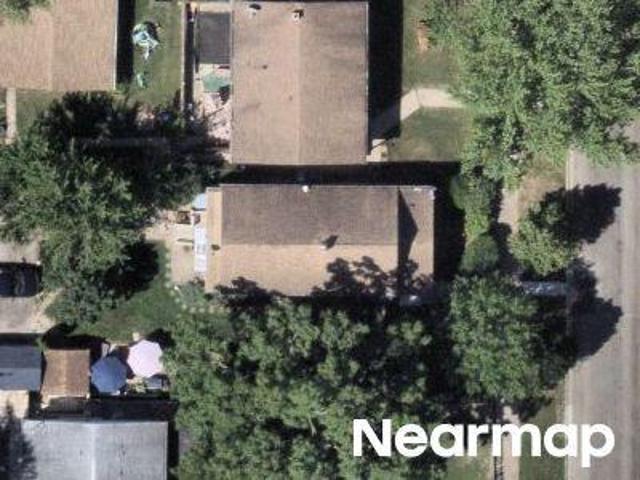 House for sale in Great Lakes, Illinois