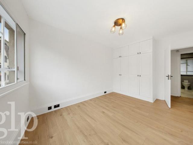 Apartment for rent in Soho, Greater London