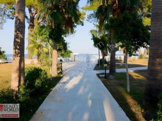 Yeni, Kemer içerisinde satılık Villa