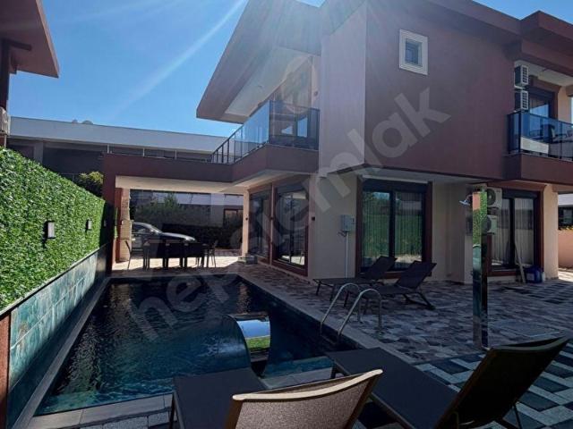 Kemer, Antalya içerisinde satılık Villa