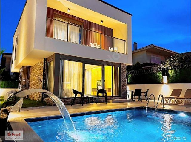 Kemer, Antalya içerisinde satılık Villa