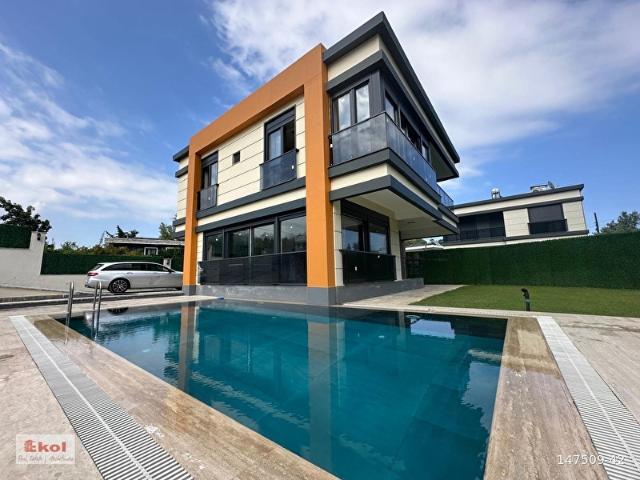Antalya içerisinde satılık Villa