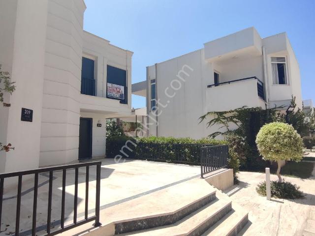 Kemer, Antalya içerisinde satılık Villa