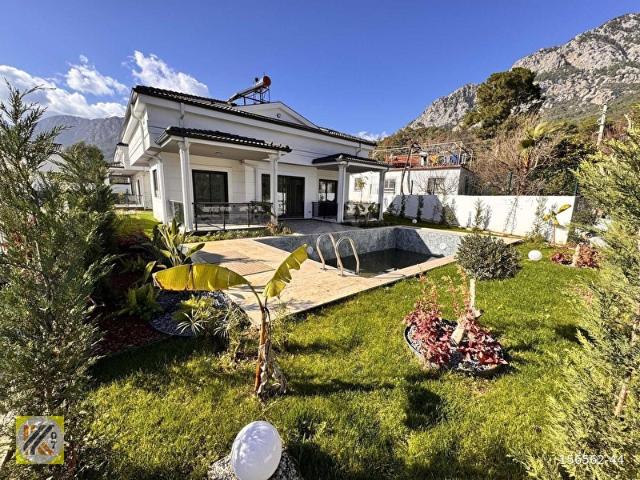Kemer, Antalya içerisinde satılık Villa