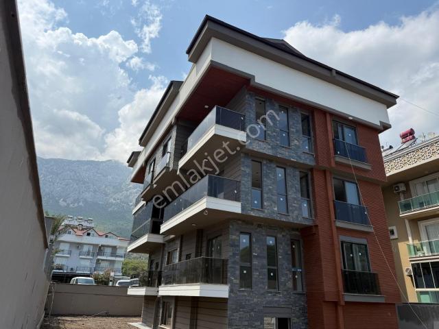Kemer, Antalya içerisinde satılık mülk