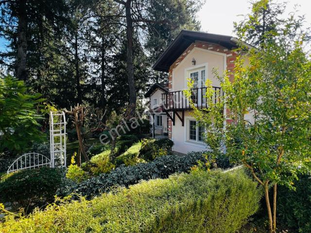 Kemer, Antalya içerisinde satılık Villa