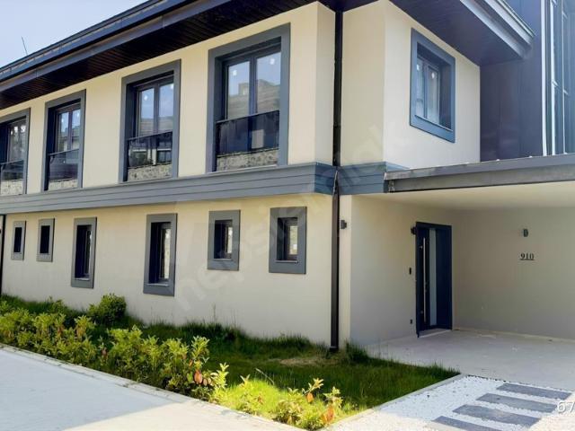 Kemer Country, Eyüpsultan içerisinde satılık Villa