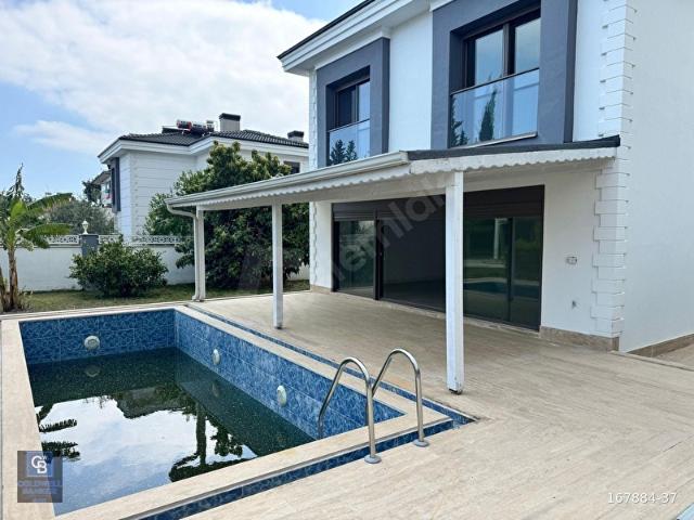 Kemer, Antalya içerisinde satılık Villa