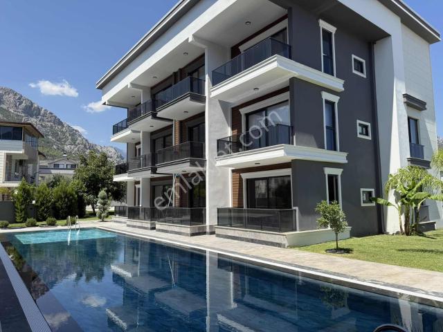 Kemer, Antalya içerisinde satılık mülk