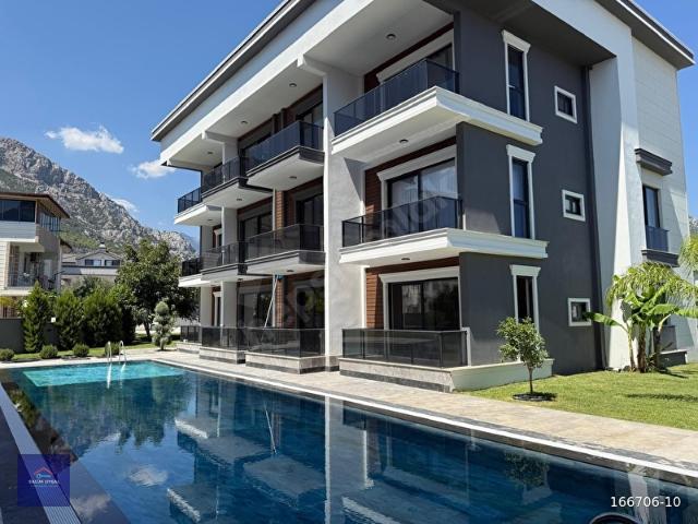 Kemer, Antalya içerisinde satılık mülk