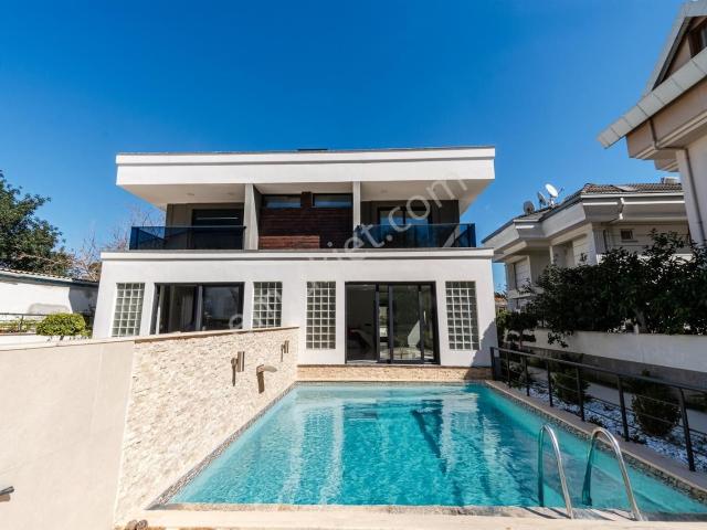 Kemer, Antalya içerisinde satılık Villa