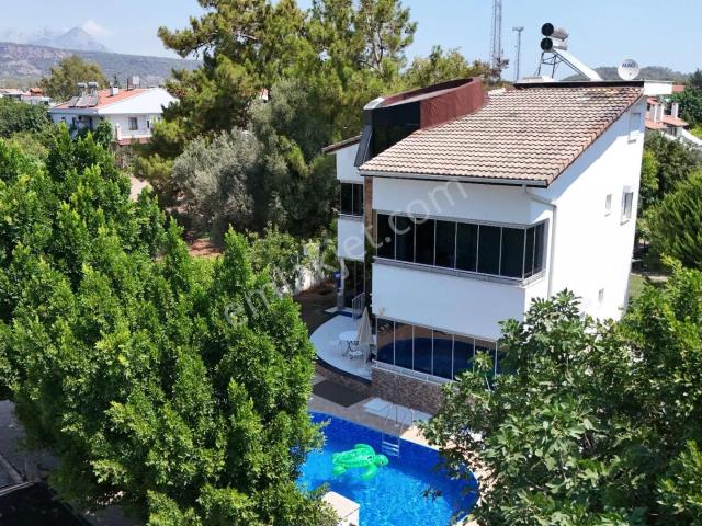 Kemer, Antalya içerisinde satılık Villa
