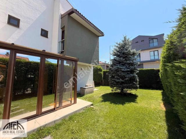 İstanbul içerisinde kiralık Villa