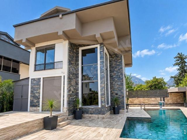 Kemer, Antalya içerisinde satılık Villa