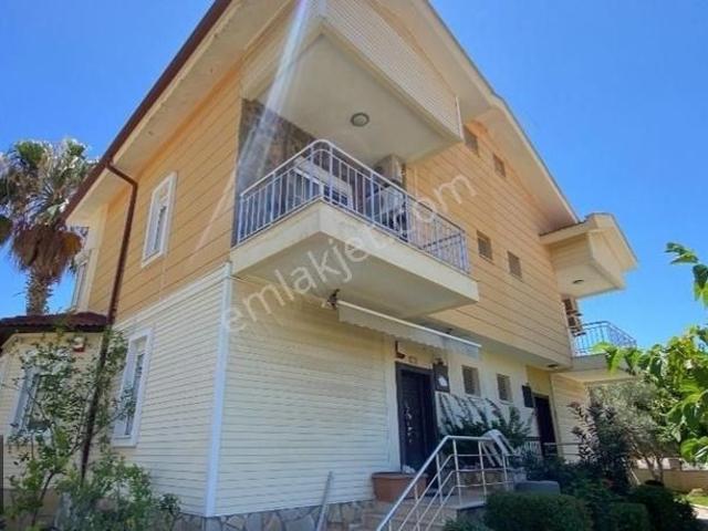 Kemer içerisinde kiralık Villa