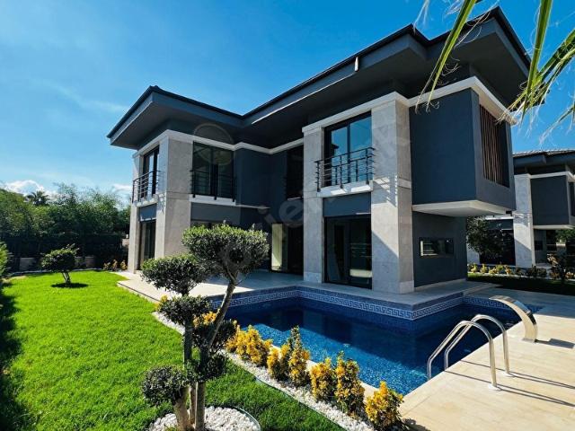 Kemer, Antalya içerisinde satılık Villa