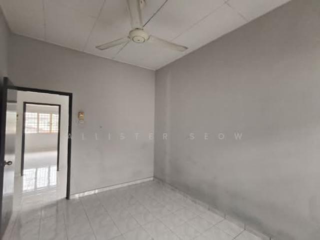 Warehouse for rent in Johor