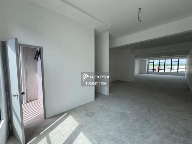 Warehouse for sale in Johor