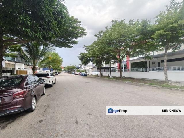 Warehouse for sale in Bukit Ledang, Johor