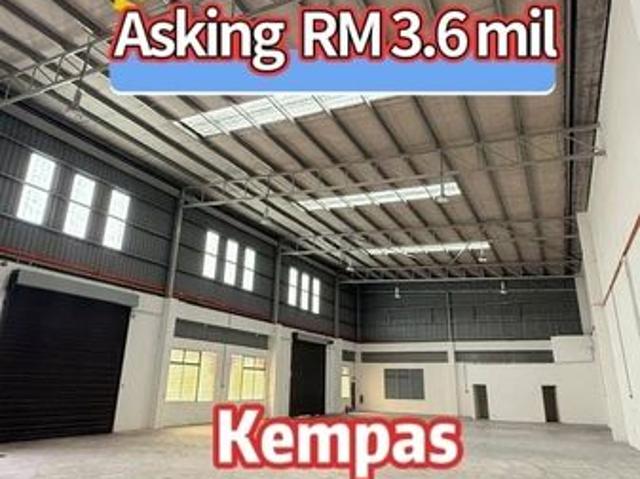 Warehouse for sale in Bukit Ledang, Johor