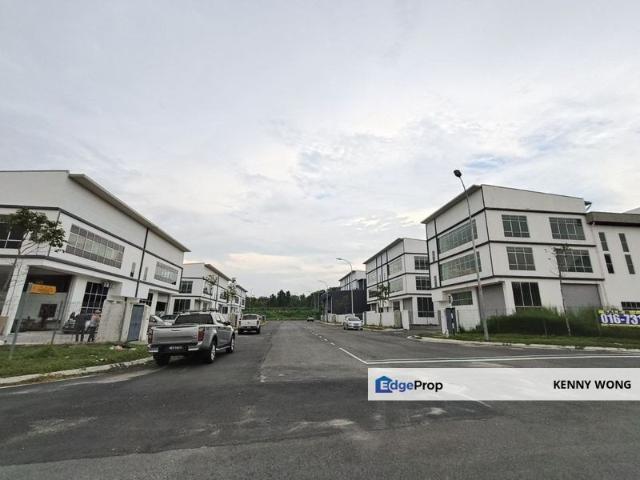 Warehouse for sale in Bukit Ledang, Johor