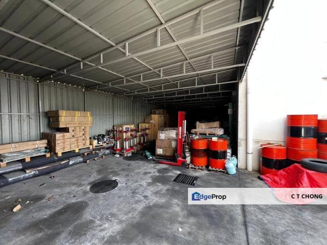 Warehouse for sale in Johor