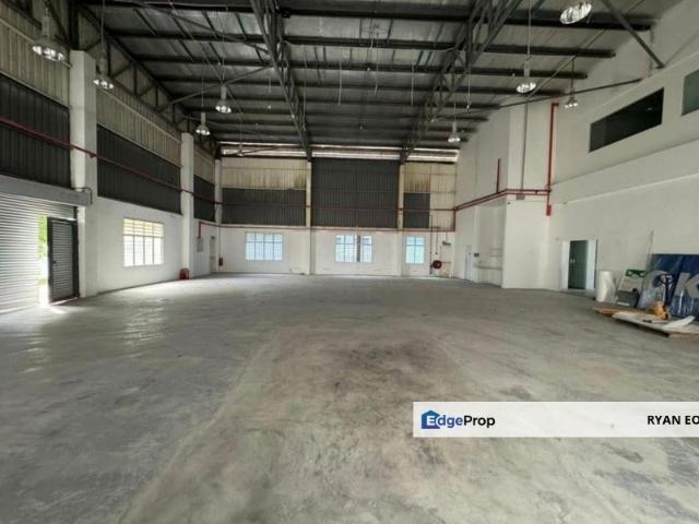 Warehouse for rent in Taman Kempas Utama, Johor Bahru