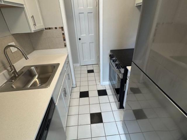 Apartment for rent in Buckeye-Shaker, Shaker Heights