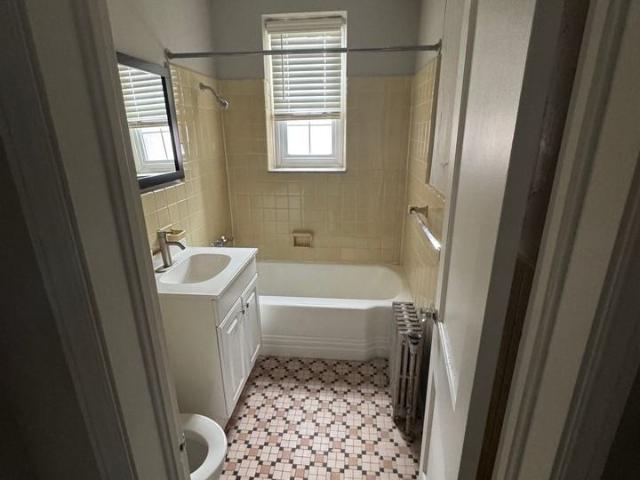 Apartment for rent in Shaker Heights, Ohio