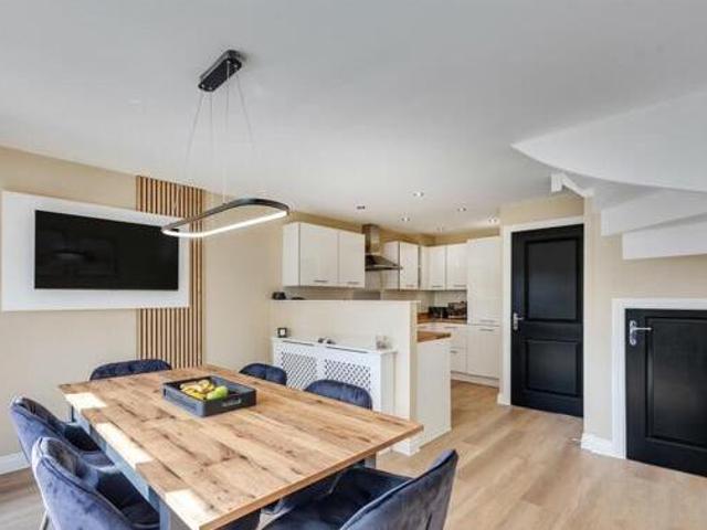 House for sale in Bedford