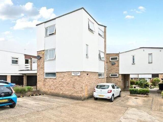 House for sale in Upchurch, Gillingham