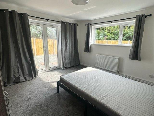 House for rent in Hales Place, The Bridge