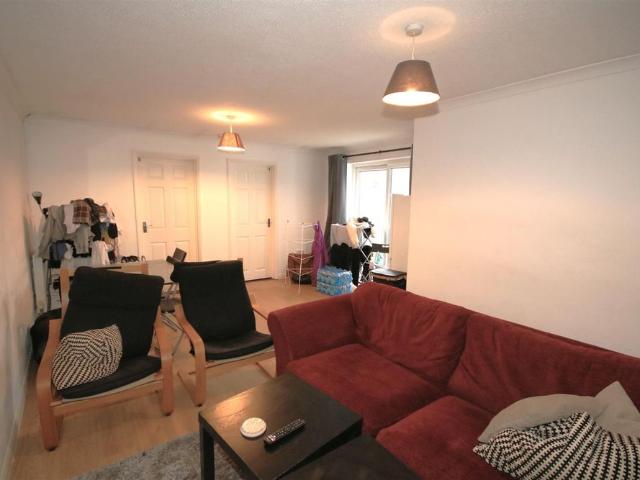 House for rent in Hales Place, The Bridge