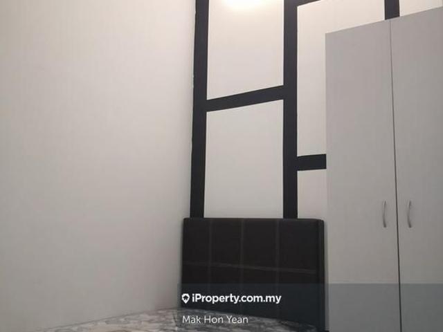 Room for rent in Alam Impian, Selangor