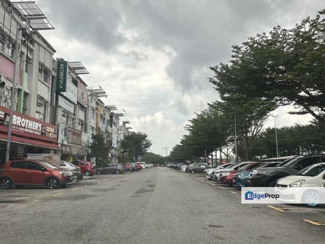 Shop for sale in Petaling, Alam Impian