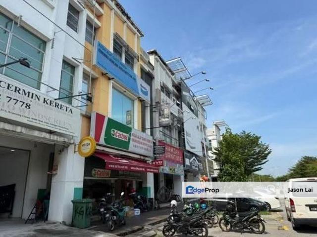 Shop for sale in Petaling, Alam Impian
