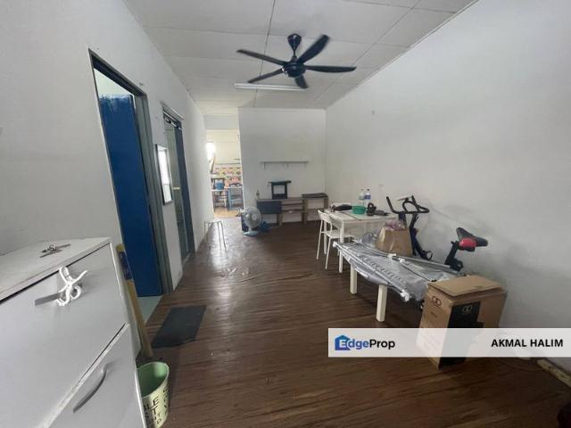 Flat for sale in Shah Alam, Petaling