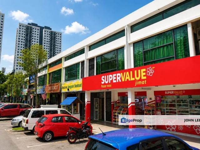 Shop for rent in Alam Impian, Selangor