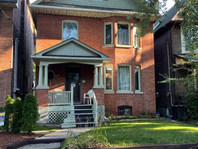 House for rent in Toronto